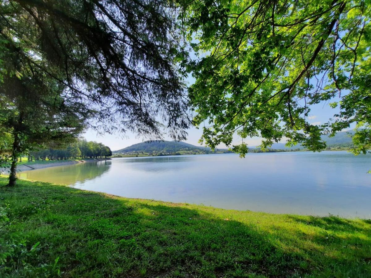 Vila Kuca Za Odmor Anamarija Ogulin Pokoj fotografie