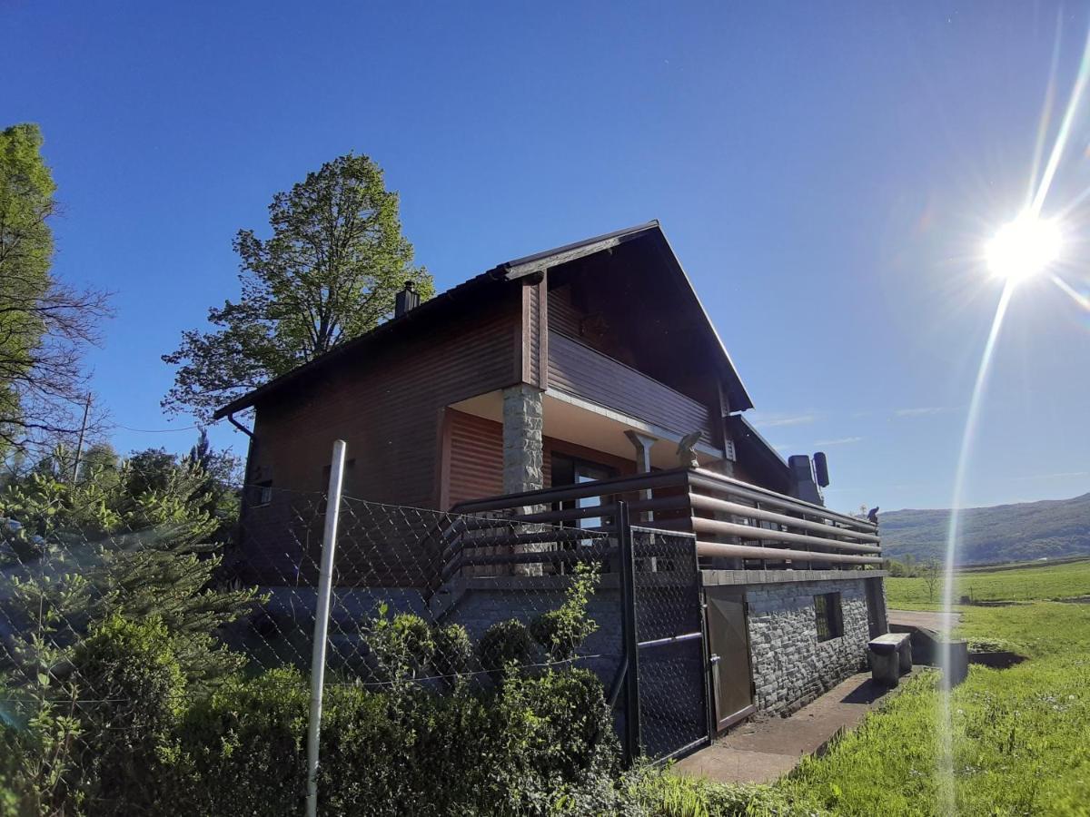 Vila Kuca Za Odmor Anamarija Ogulin Exteriér fotografie