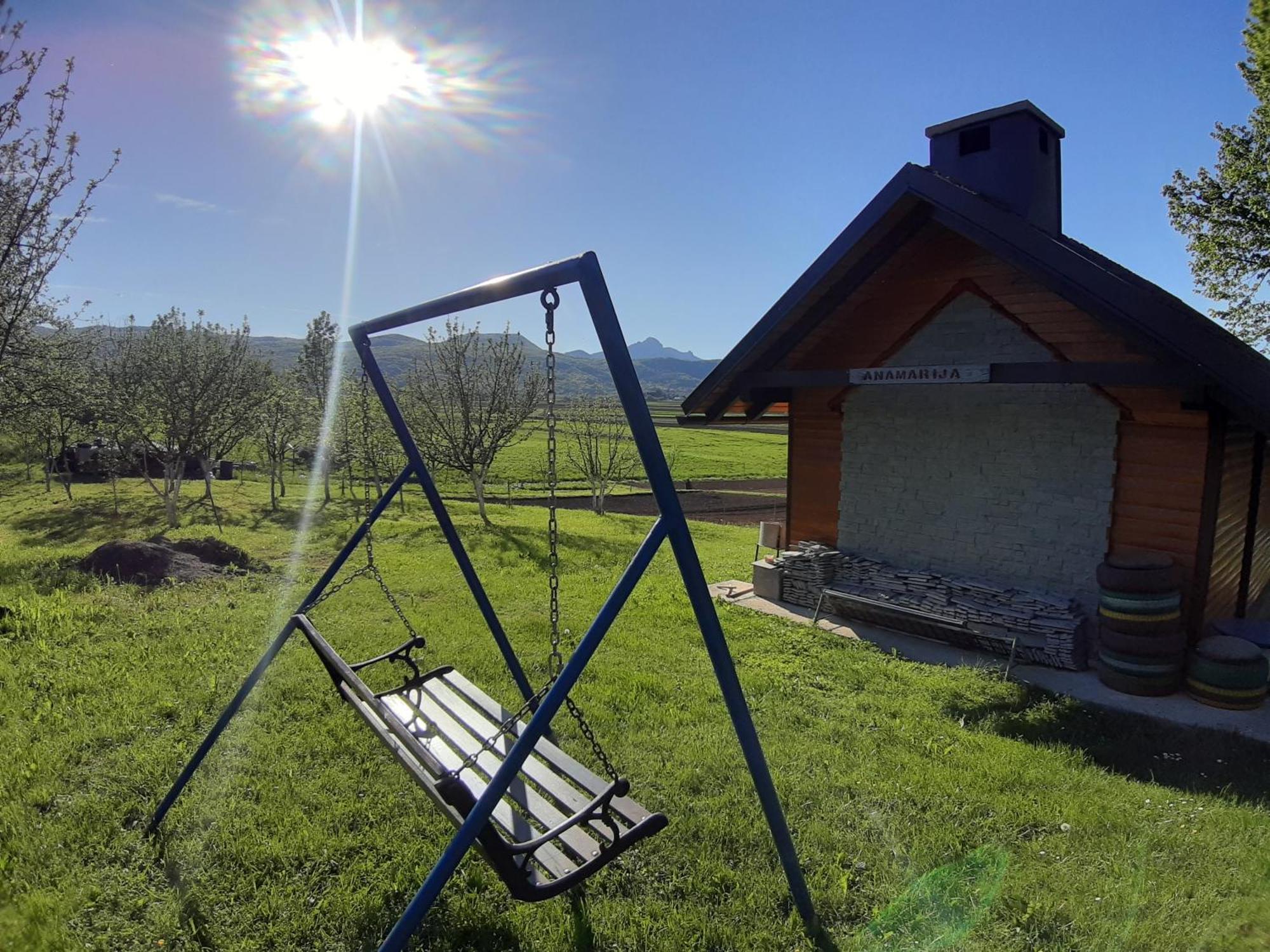 Vila Kuca Za Odmor Anamarija Ogulin Exteriér fotografie