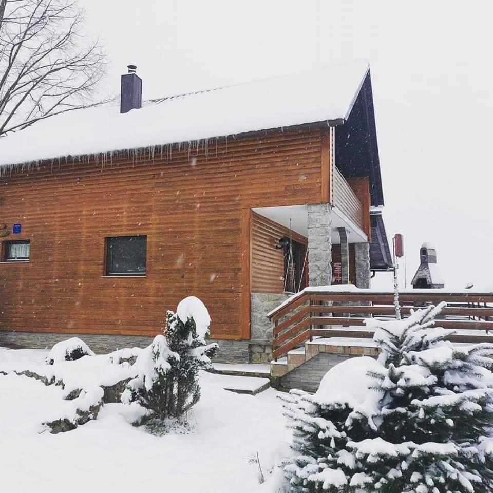 Vila Kuca Za Odmor Anamarija Ogulin Exteriér fotografie