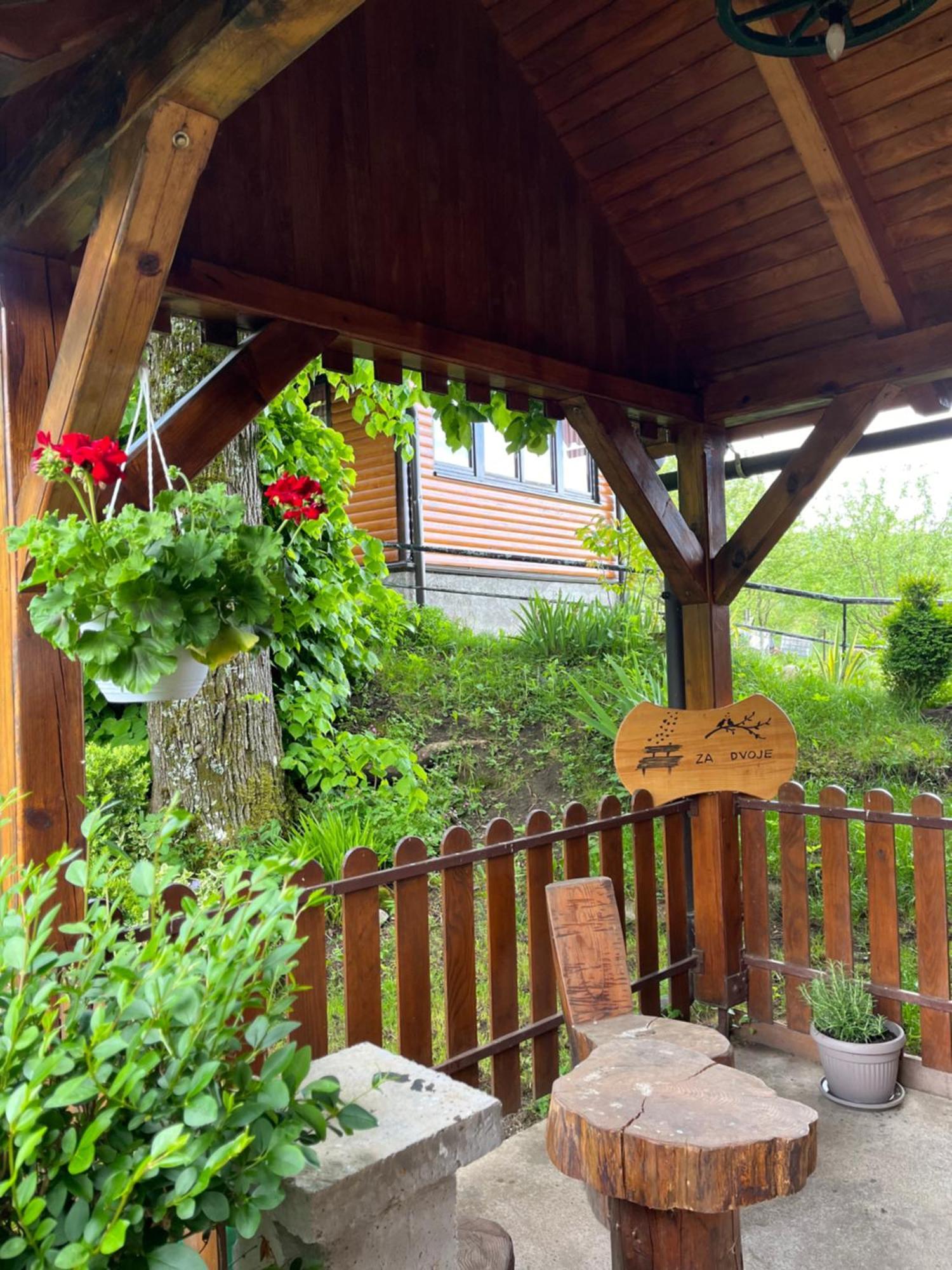 Vila Kuca Za Odmor Anamarija Ogulin Exteriér fotografie