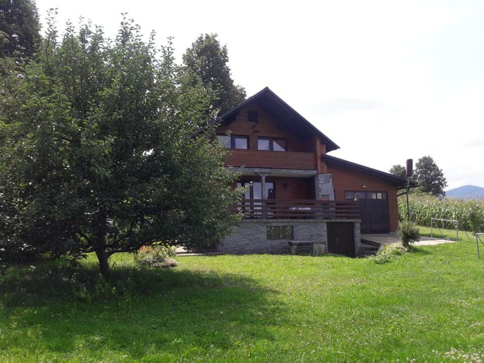 Vila Kuca Za Odmor Anamarija Ogulin Exteriér fotografie