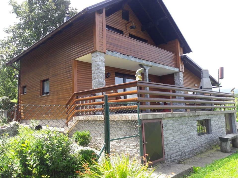 Vila Kuca Za Odmor Anamarija Ogulin Exteriér fotografie
